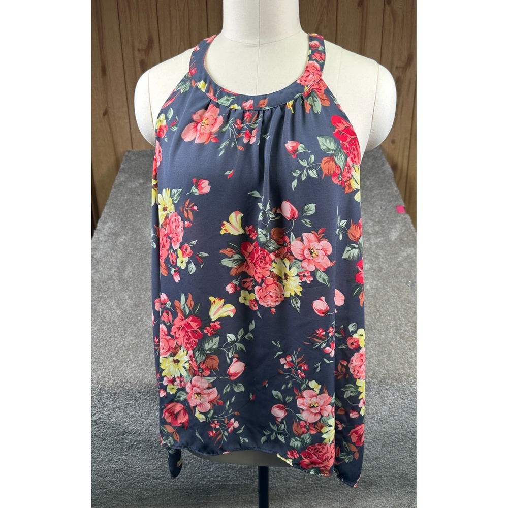 Torrid Size 2 Floral Sleeveless Top Sharkbite Hem Georgette Material